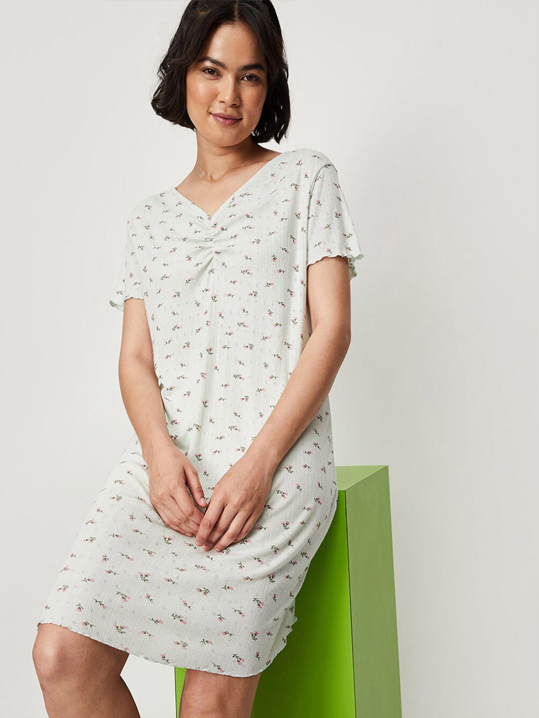 

max Floral Printed Pure Cotton Nightdress, Green