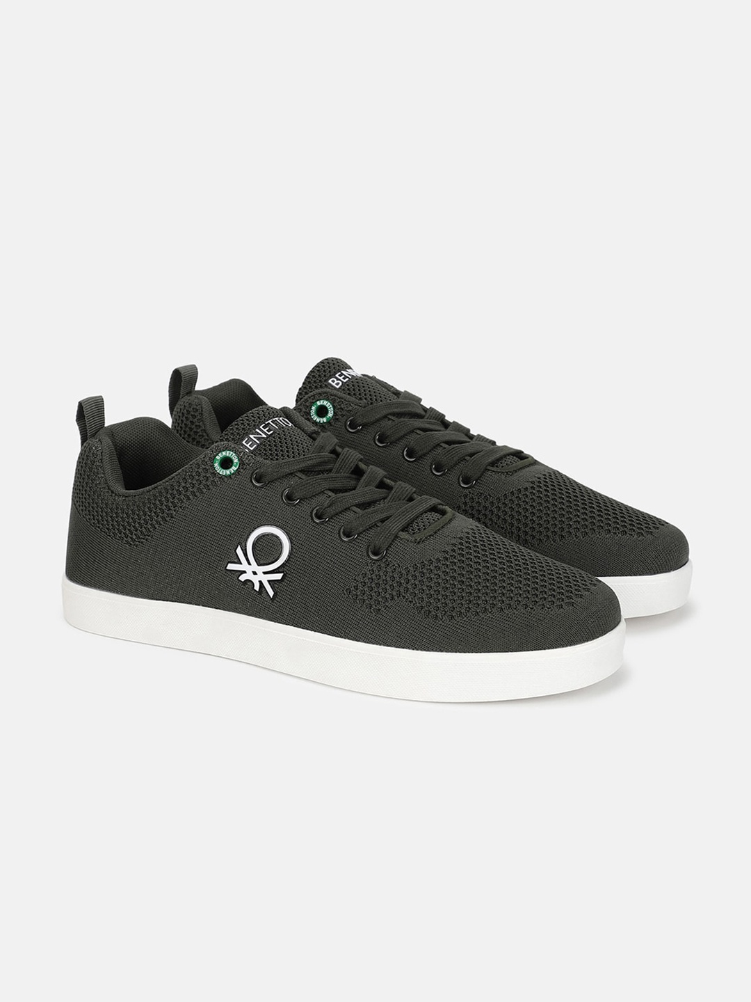 

United Colors of Benetton Men Woven Design Lightweight Sneakers, Olive