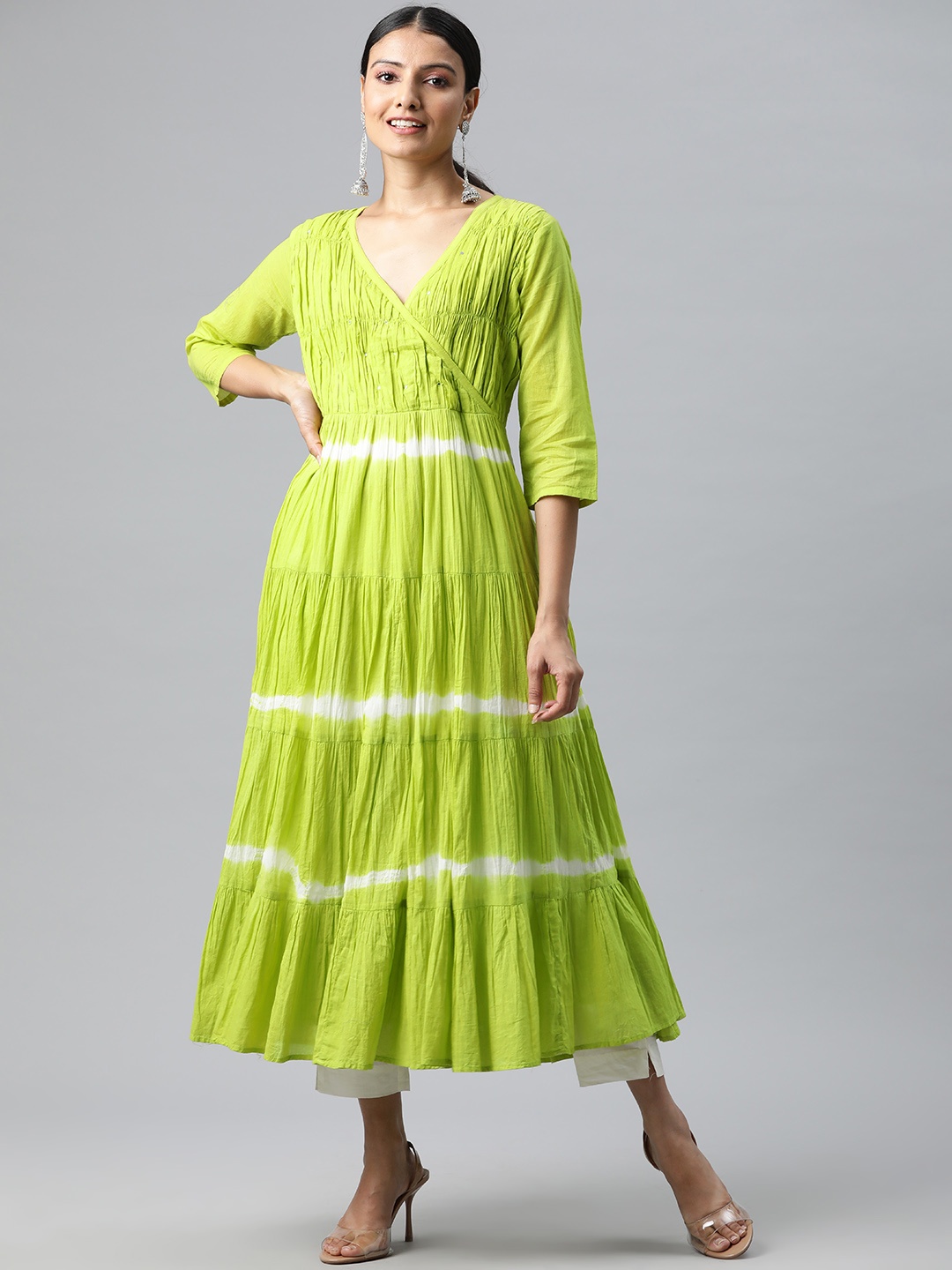 

KALINI Women Green Dyed Mirror Work Kurta