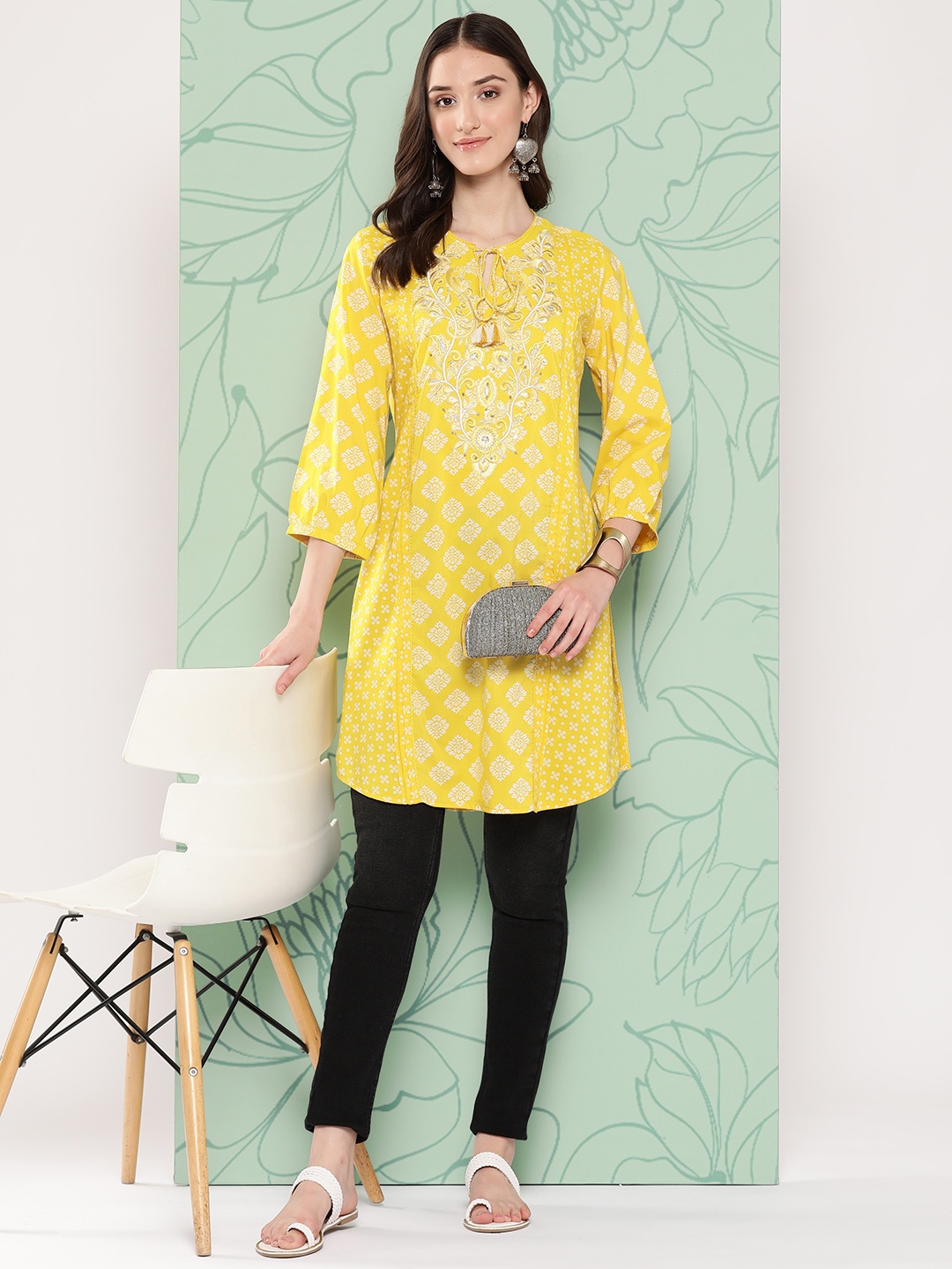 

Nayam By Lakshita Floral Embroidered Sequinned Panelled Kurti, Yellow
