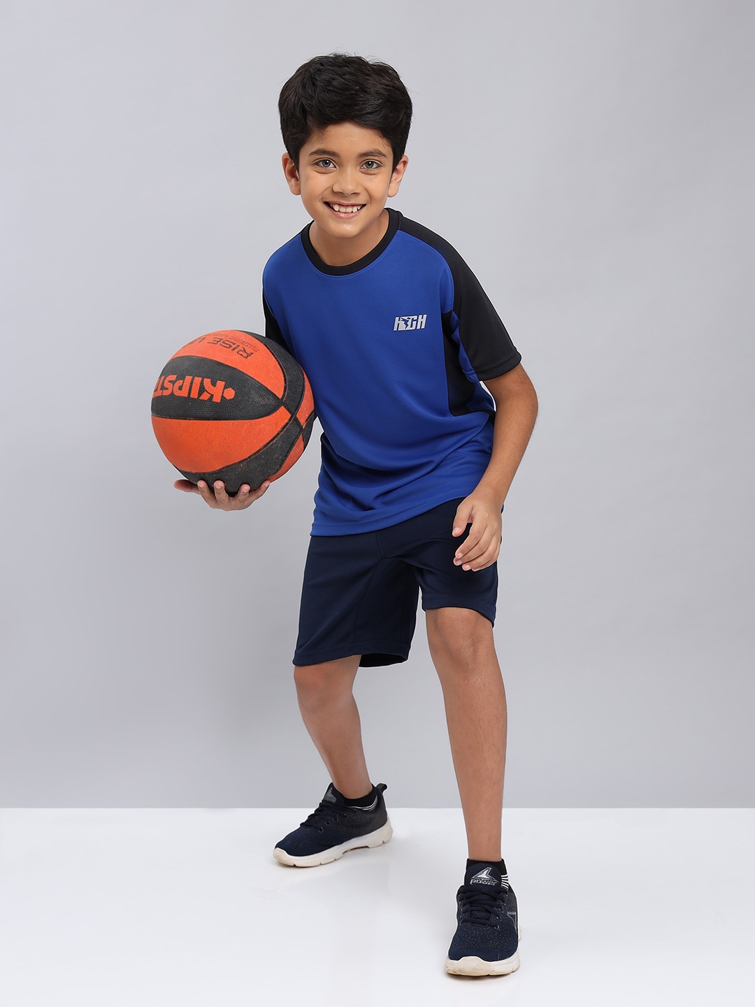 

Technosport Boys Colourblocked Antimicrobial Slim Fit Sports T-shirt, Blue