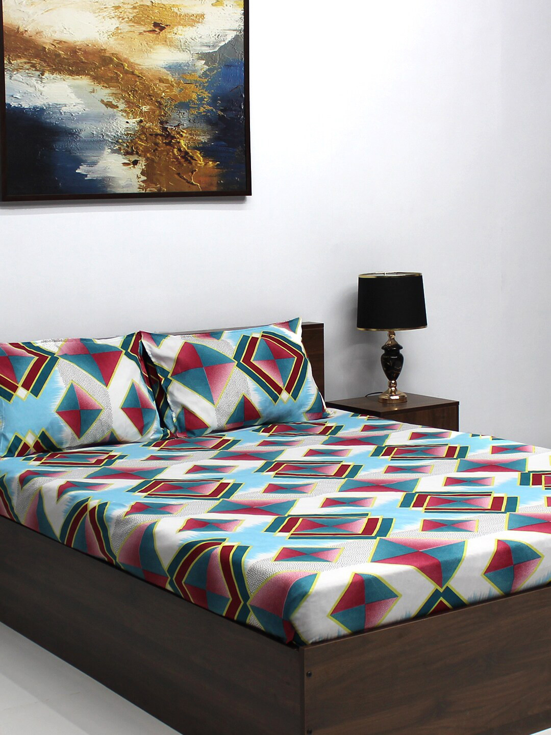 

BOMBAY DYEING White & Blue Geometric Microfiber 144 TC Queen Bedsheet With 2 Pillow Covers