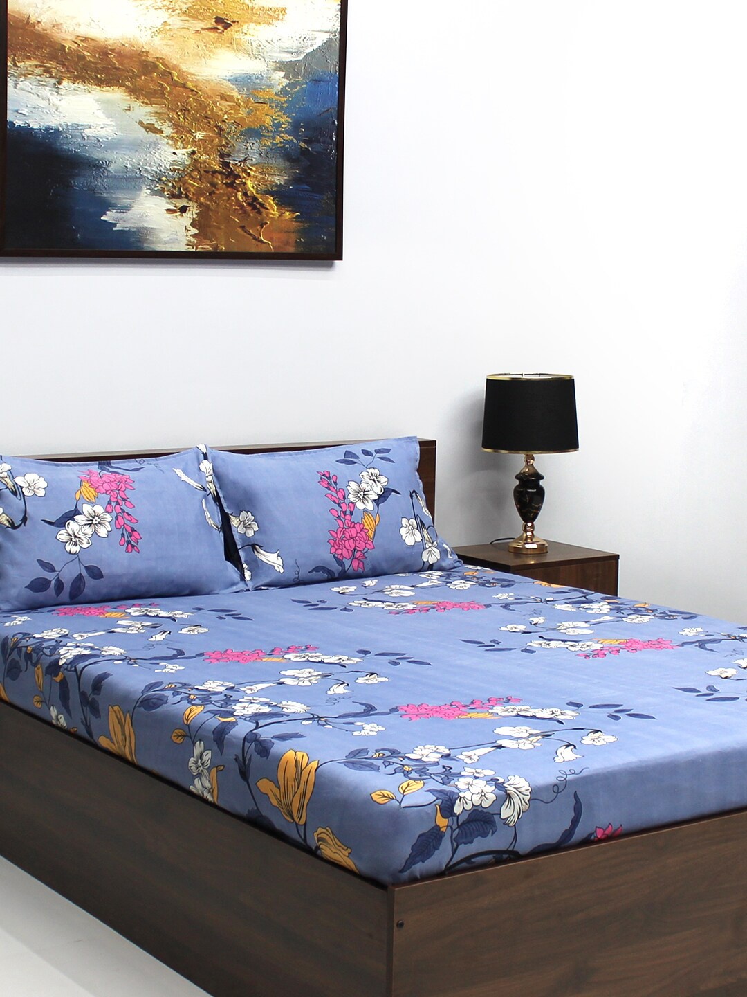 

BOMBAY DYEING Blue & Pink Floral Microfiber 144 TC Queen Bedsheet With 2 Pillow Covers