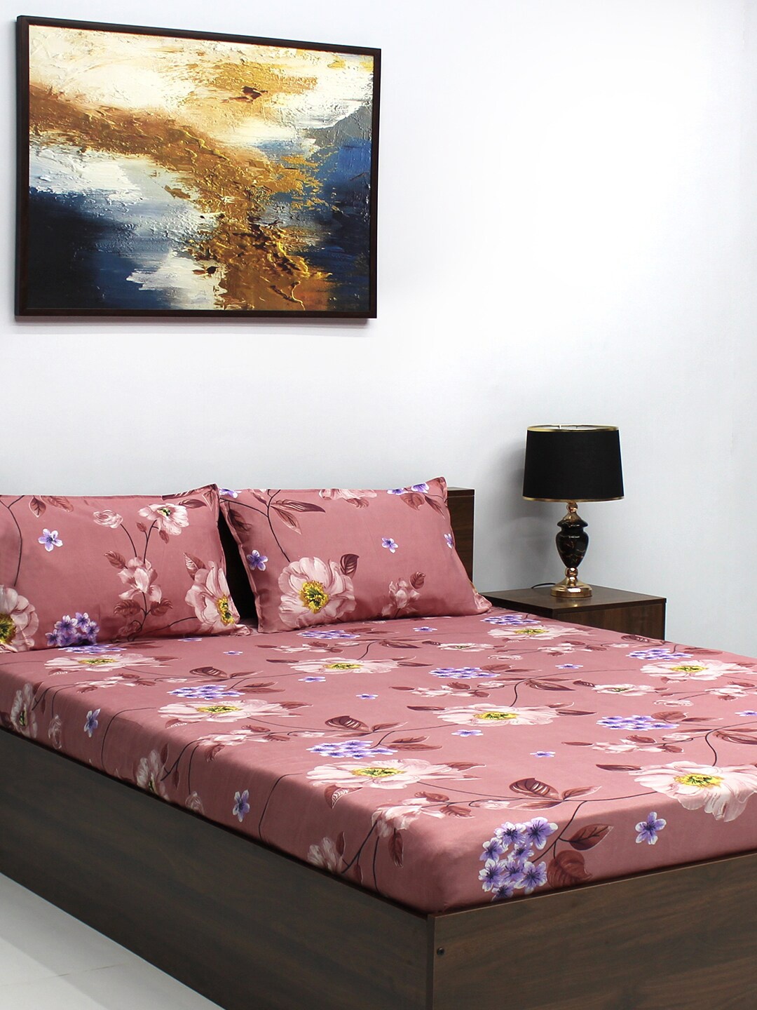 

BOMBAY DYEING Pink & Purple Floral 144 TC Queen Bedsheet With 2 Pillow Covers