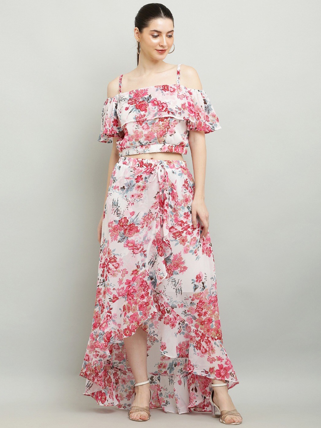 

Ashnaina Women Floral Printed Shoulder Straps Crop Top & Skirt, White