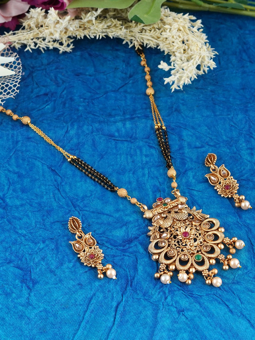 

MANSIYAORANGE Gold-Plated Stone Studded Mangalsutra With Earrings