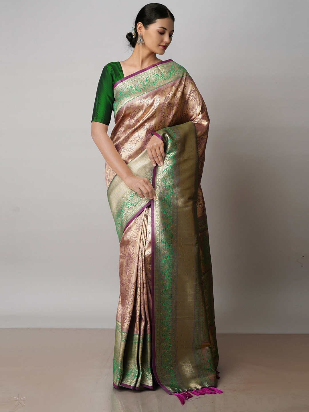 

Unnati Silks Ethnic Motif Woven Design Zari Kanjeevaram Saree, Violet