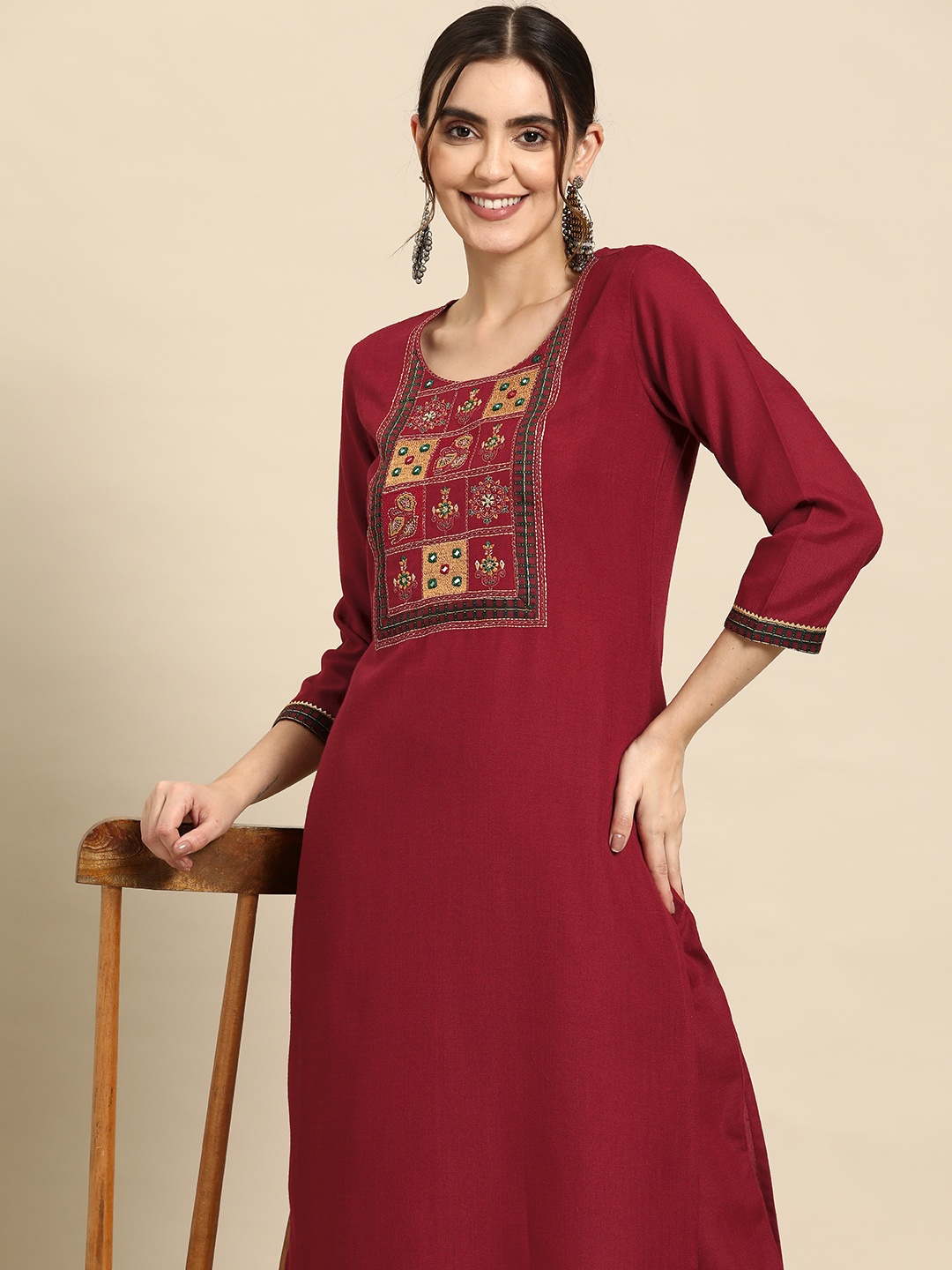 

Sangria Ethnic Motifs Embroidered Mirror Work Kurta With Trousers, Maroon