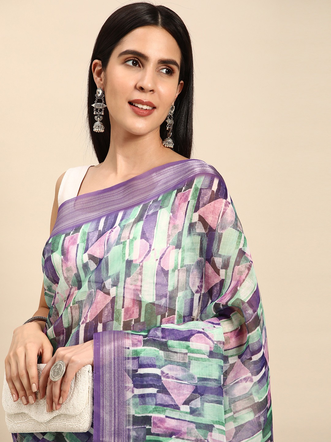 

Mitera Abstract Printed Pure Linen Saree, Purple