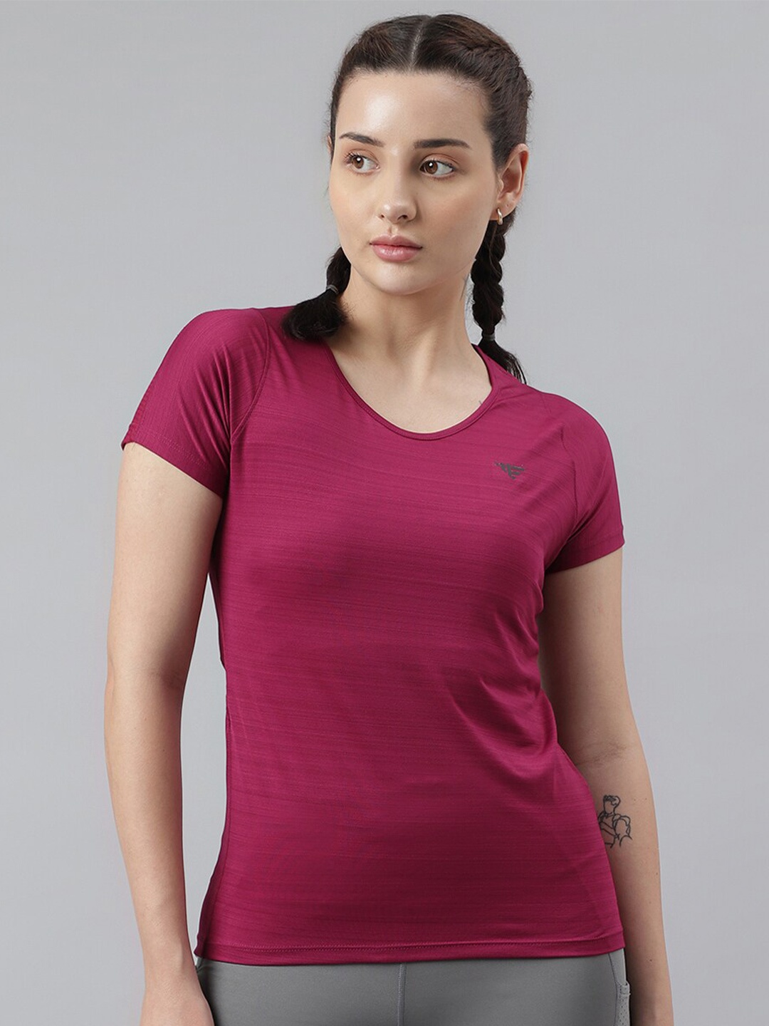 

Woods Round Neck Short Regular Sleeves Knitted Sports T-Shirt, Pink