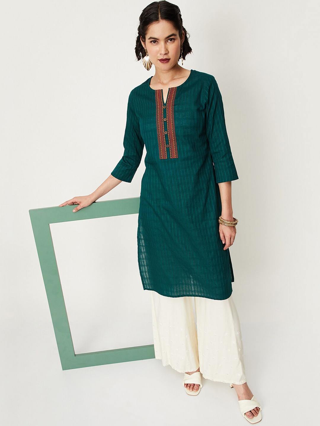

max Round Neck Striped Thread Work Pure Cotton Kurta, Teal
