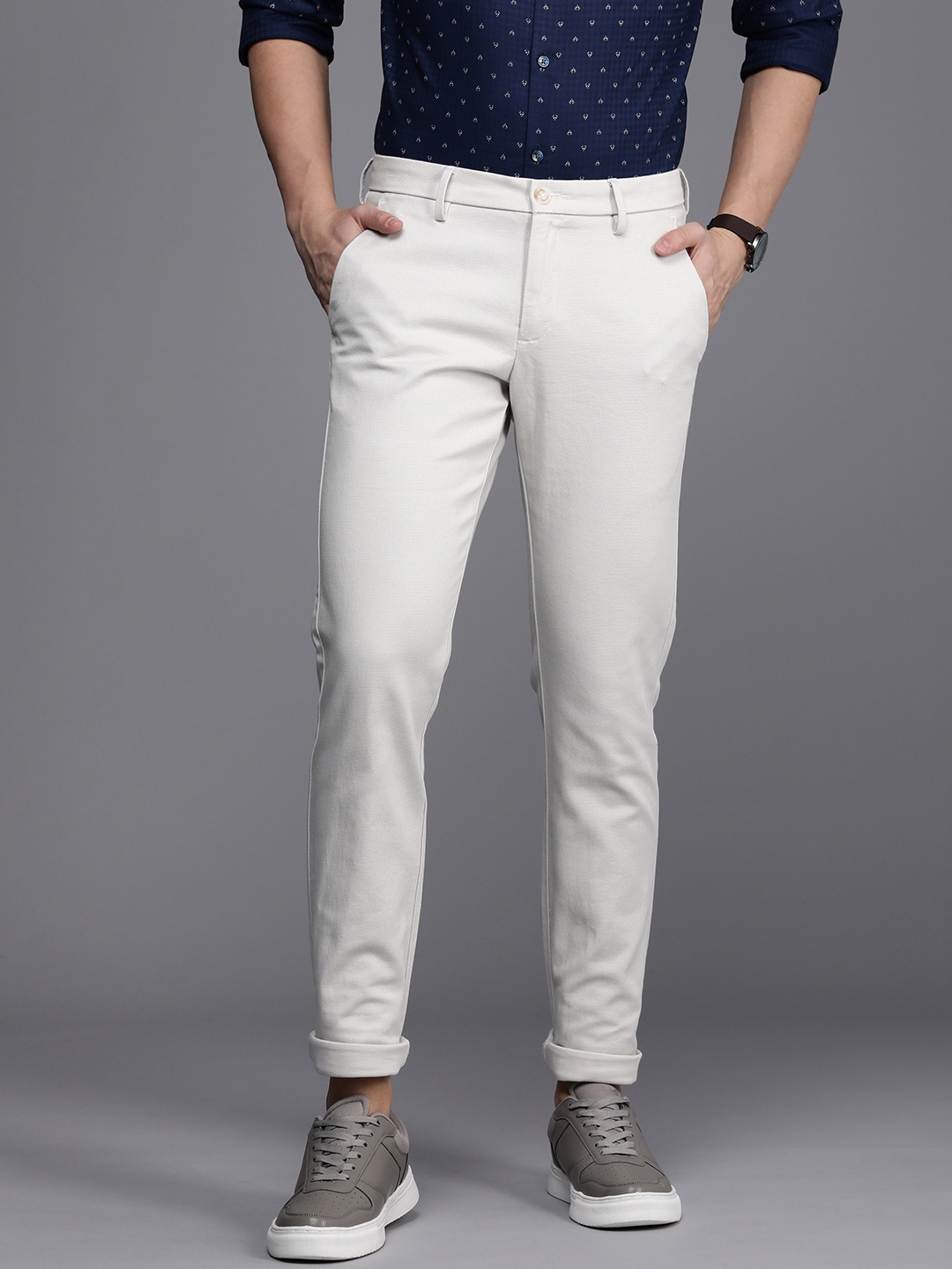

Allen Solly Men Textured Slim Fit Trousers, White
