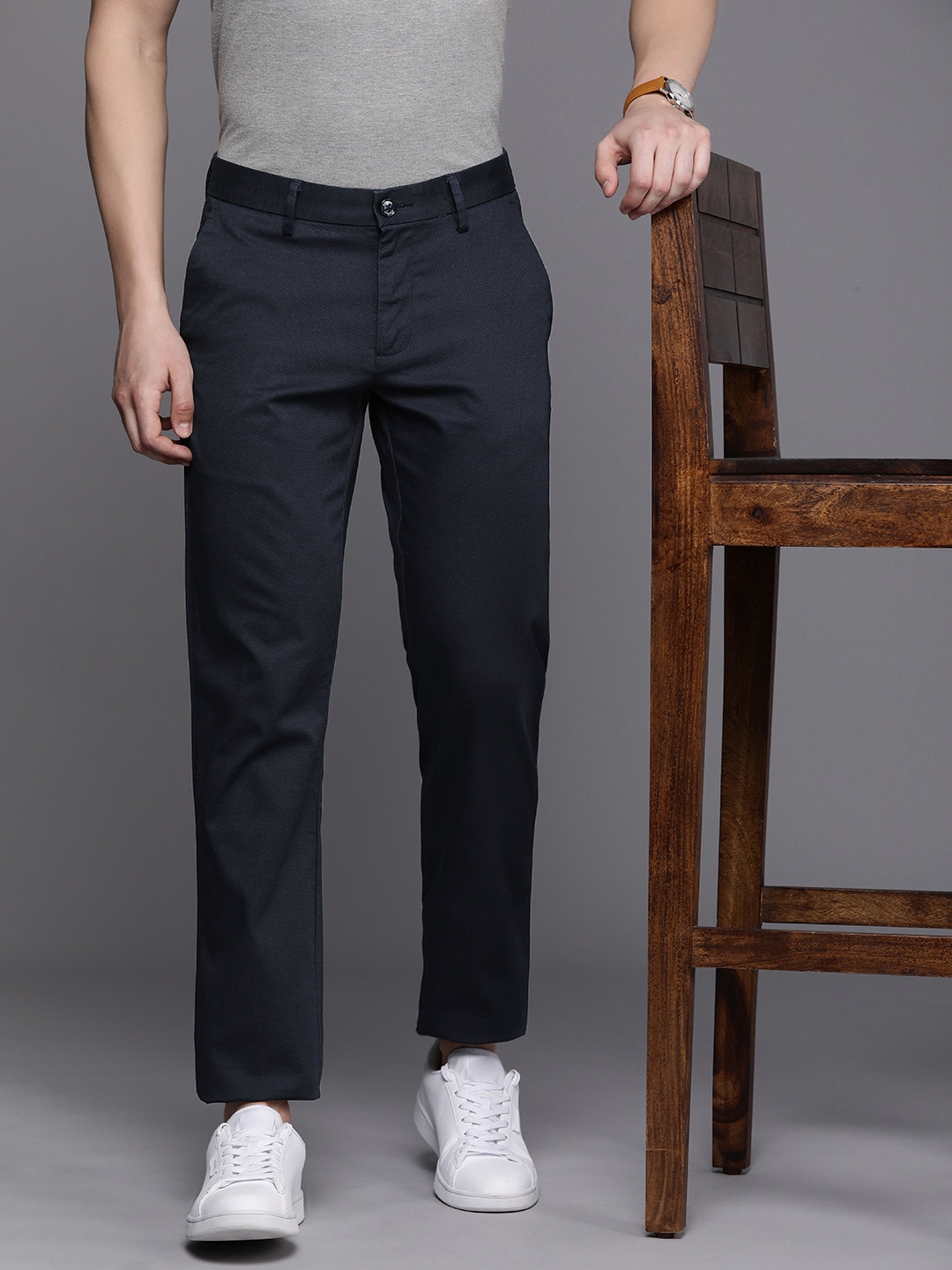 

Allen Solly Men Printed Slim Fit Trousers, Navy blue