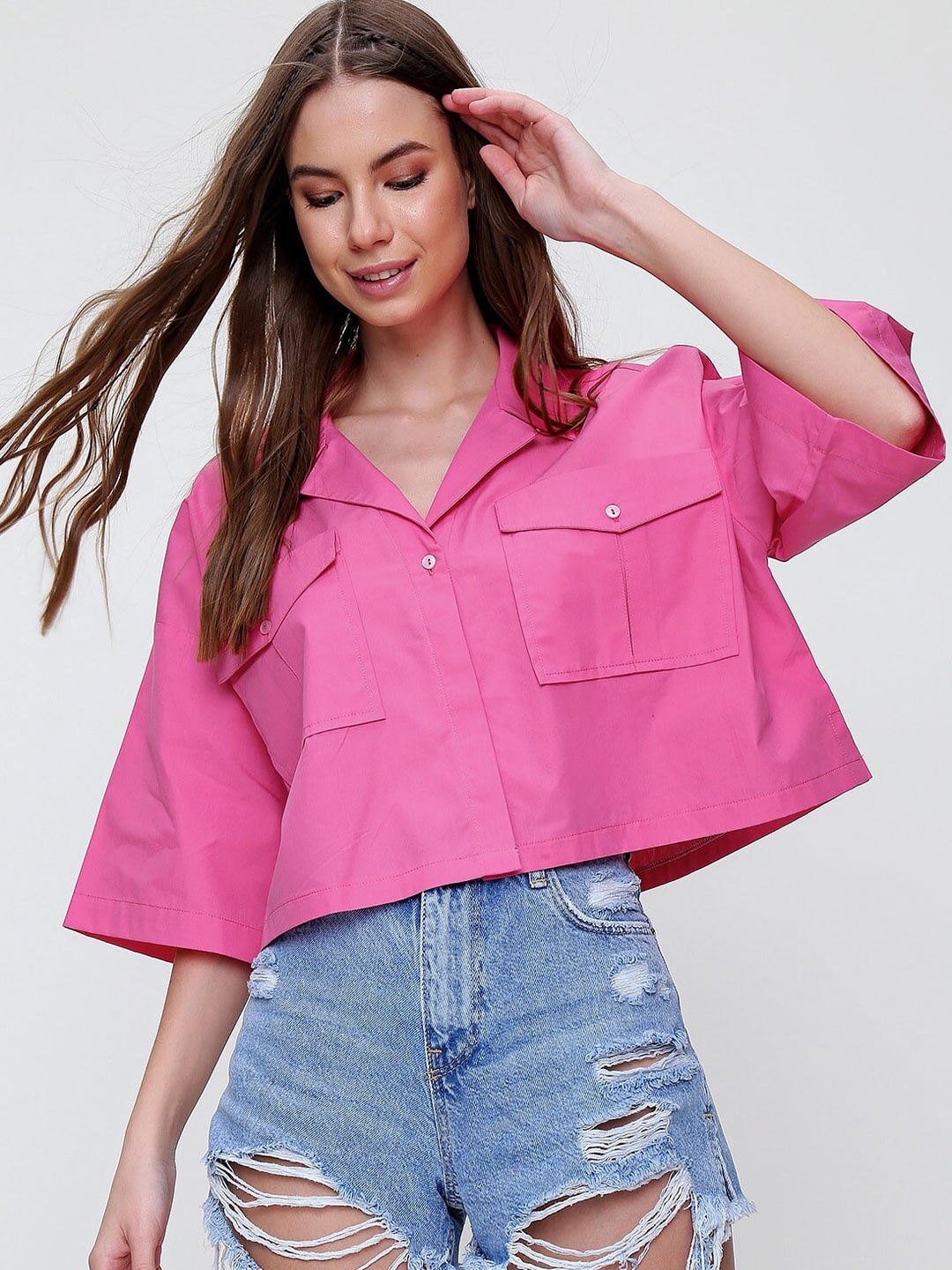 

Trend Alacati stili Spread Collar Pure Cotton Crop Shirt, Pink