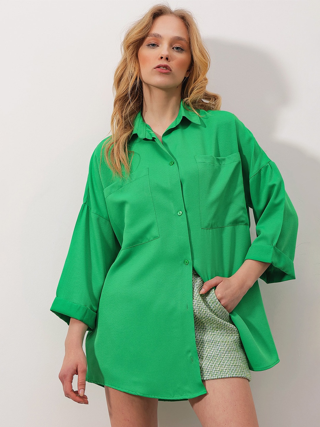 

Trend Alacati stili Spread Collar Casual Shirt, Green