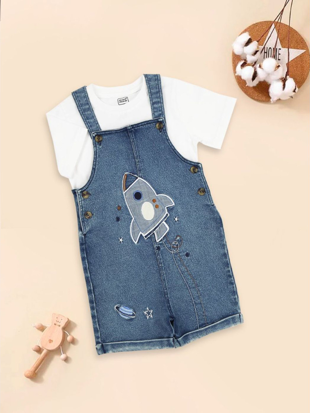 

MeeMee Infants Boys Printed Cotton Denim Dungaree With T-Shirt, Blue