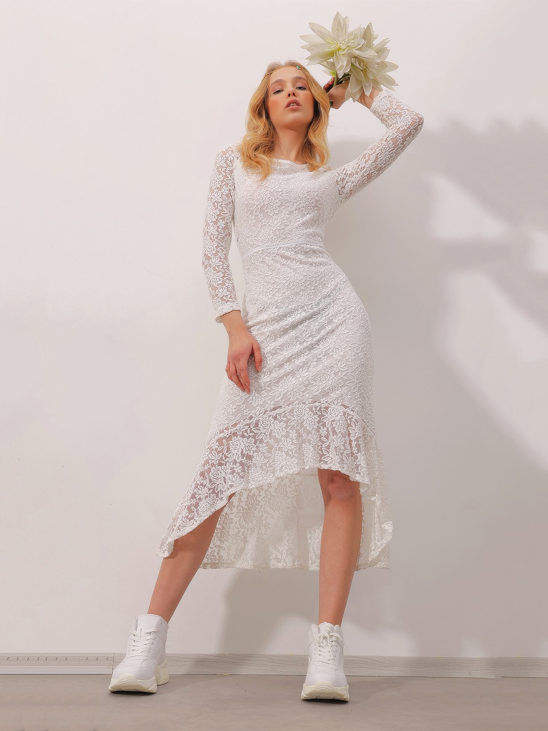 

Trend Alacati stili High-Low Sheath Midi Dress, Na