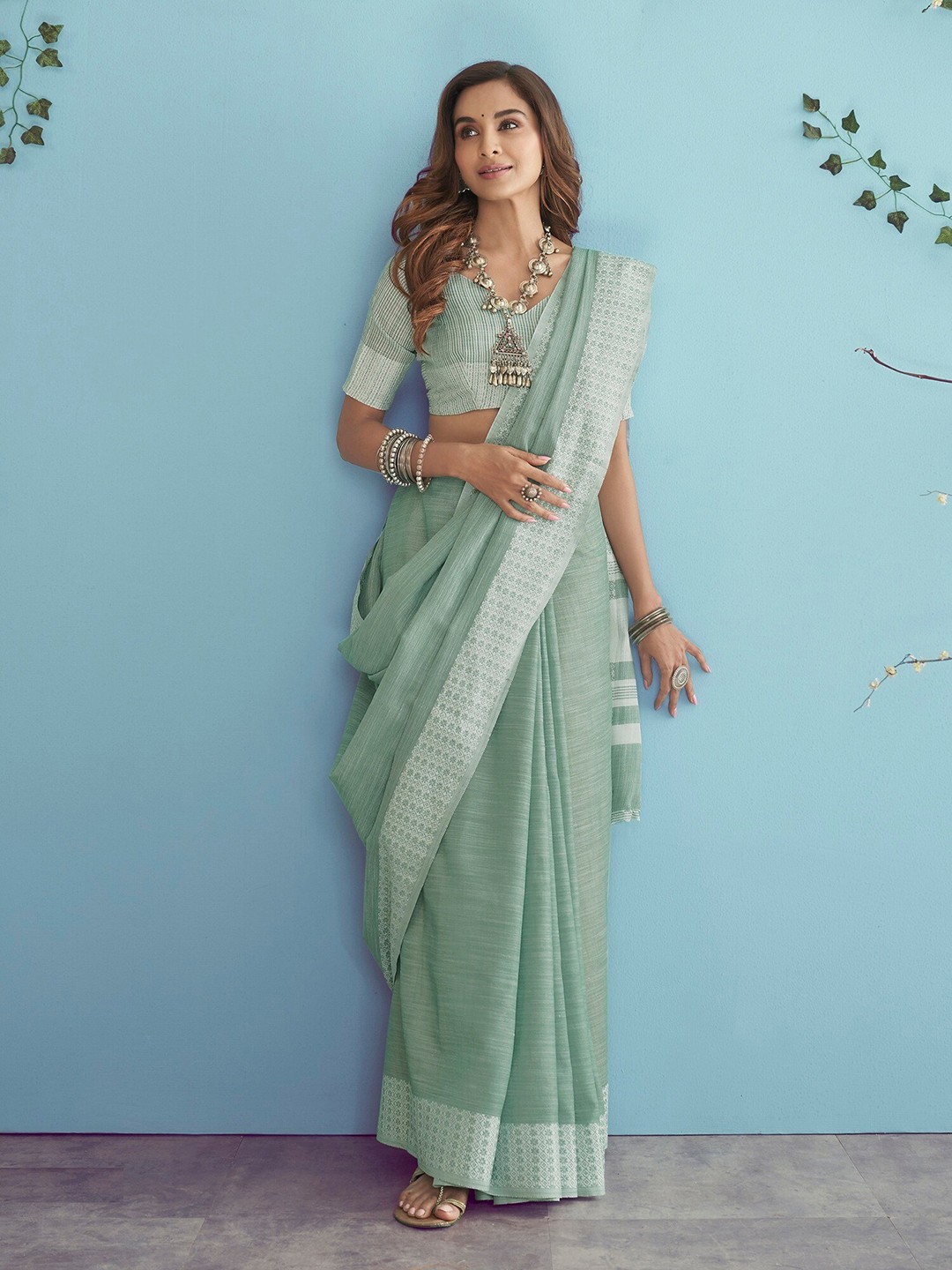 

Mitera Green & White Woven Design Linen Blend Saree