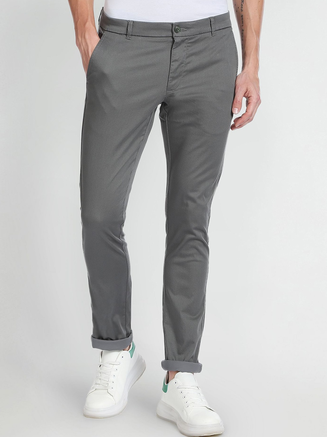 

Arrow Sport Men Slim Fit Low-Rise Trousers, Grey