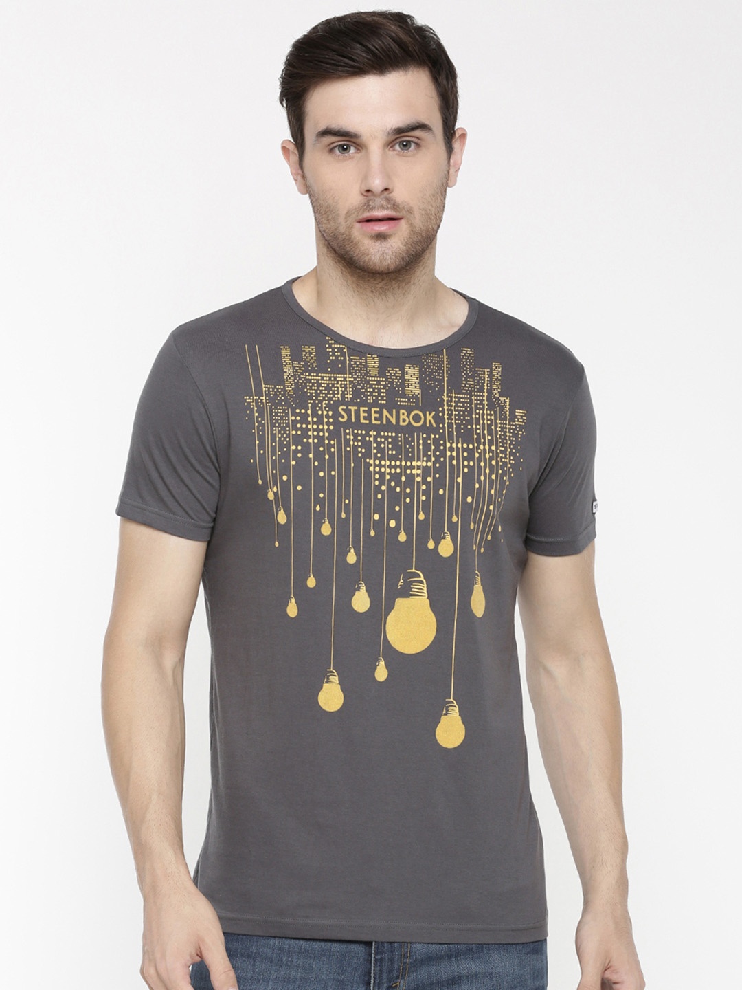 Steenbok Men Grey Typography Printed Raw Edge T-shirt