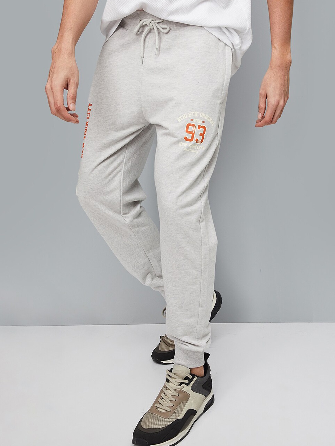 

max Men Typography Printed Regular Fit Joggers, Grey melange