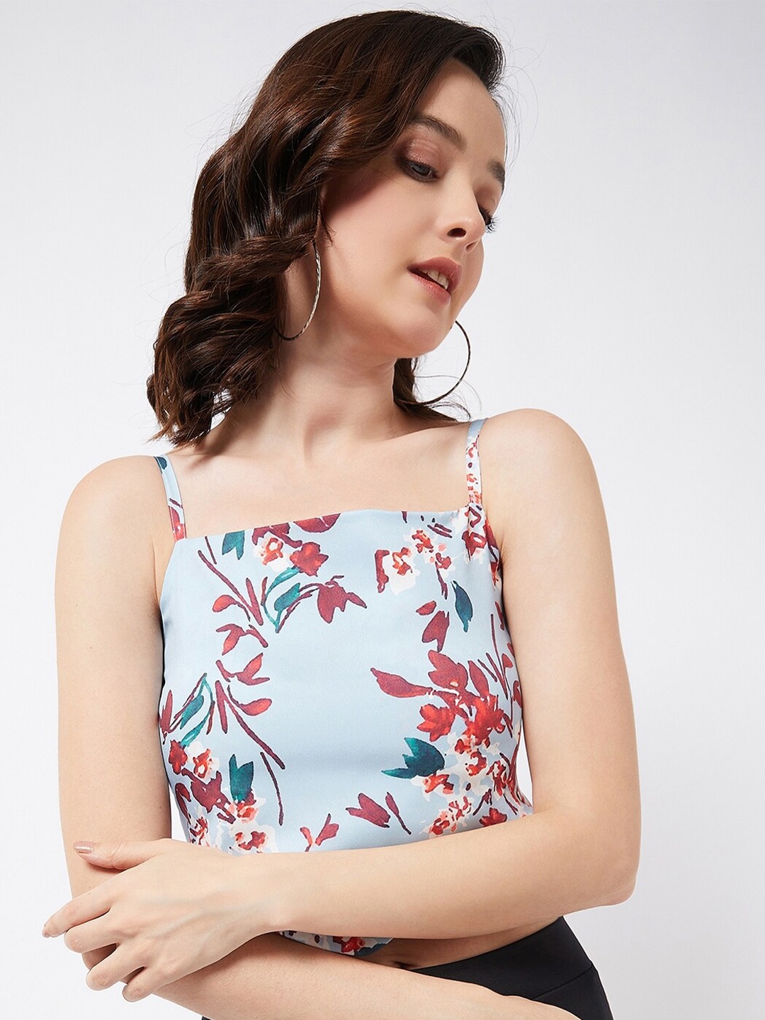 

COLOR CAPITAL Floral Printed Shoulder Straped Fitted Crop Top, Blue