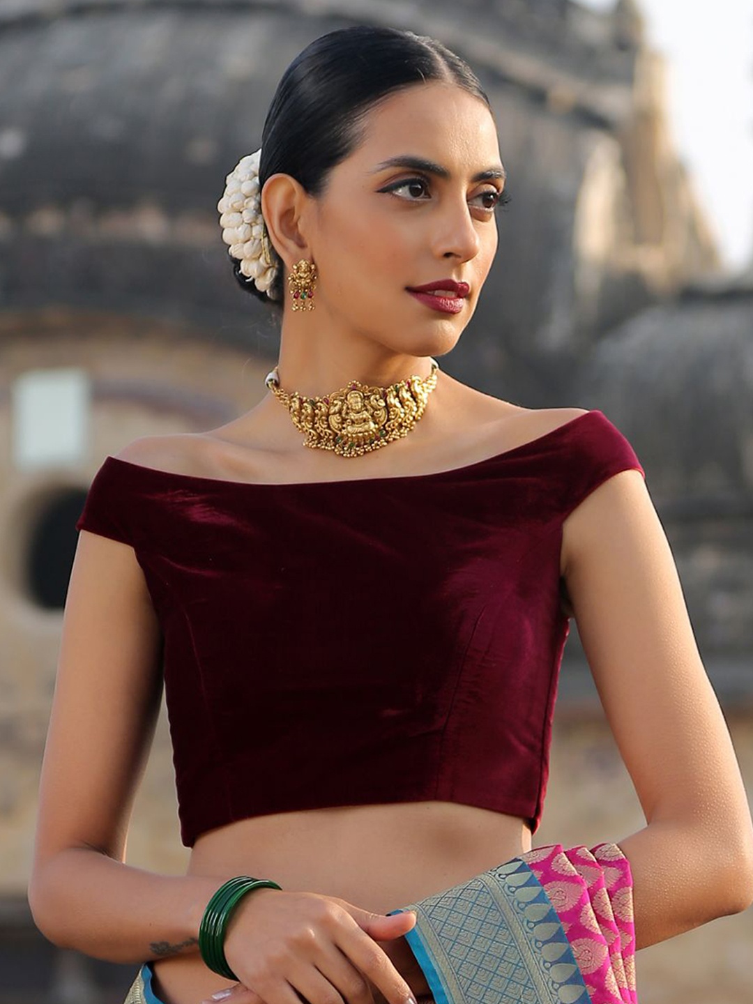 

Swtantra Velvet Readymade Saree Blouse, Maroon