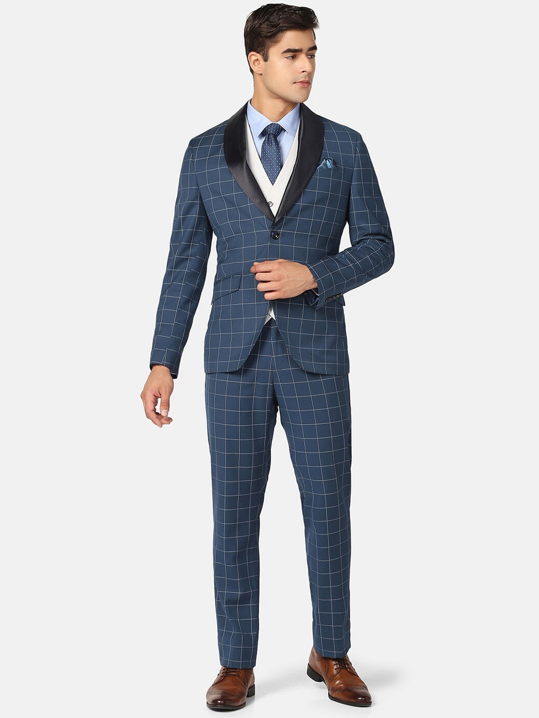 

Blackberrys Micah 4 Pcs Tuxedo Multitude 6X Checked Formal Suit, Blue