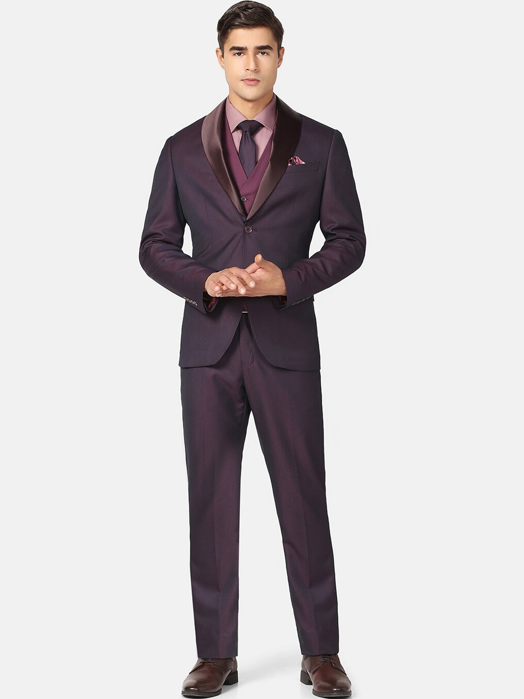 

Blackberrys Erasmo 4 Pcs Tuxedo Multitude 6X Textured Formal Suit, Burgundy