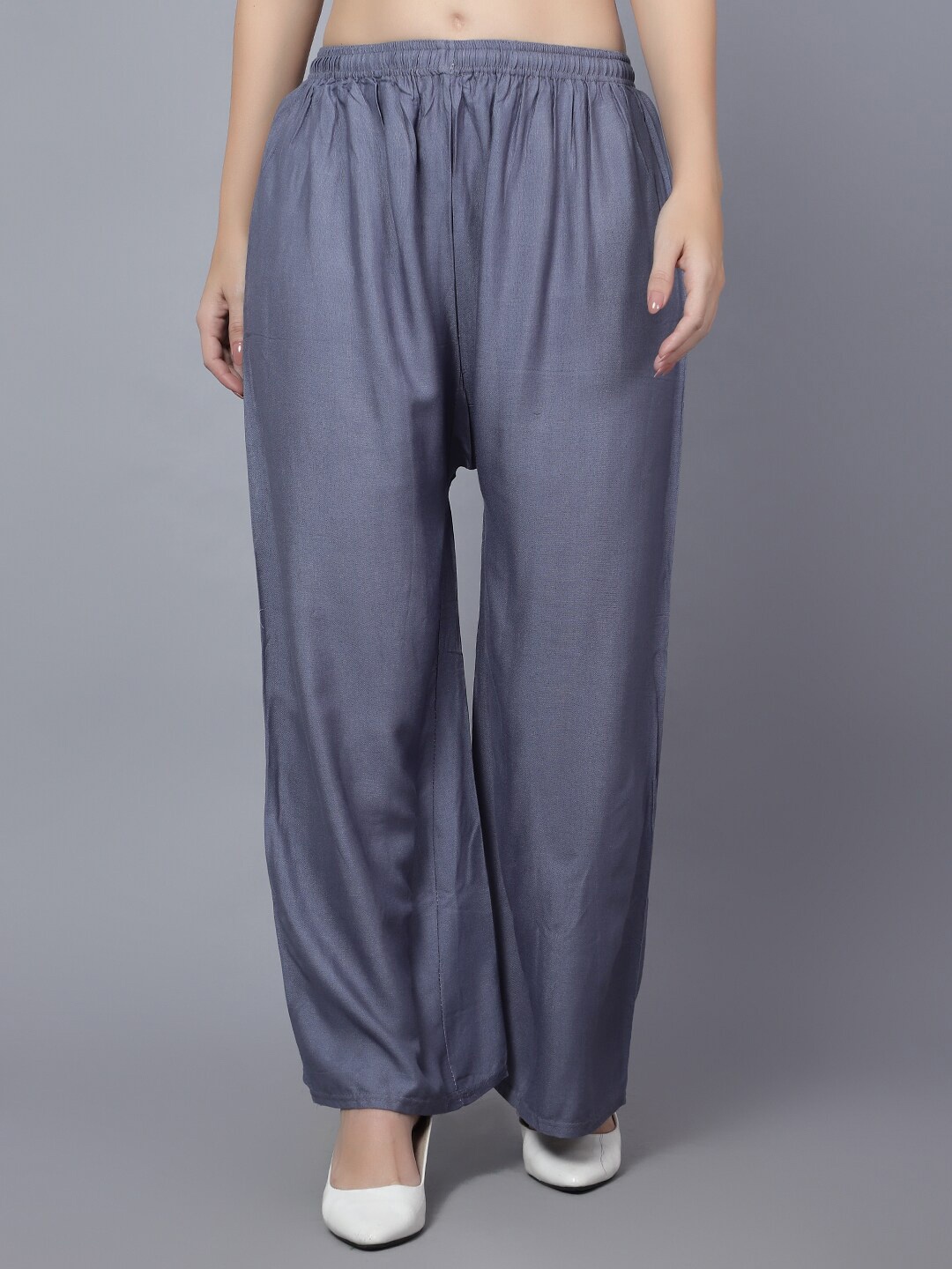 

Trendzmy Women Flared Plain Slip-On Palazzos, Grey