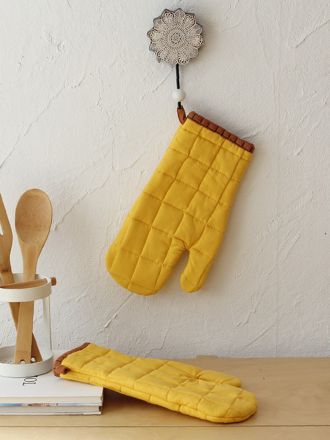 

House This Yellow 2-Pieces Cotton Oven Gloves