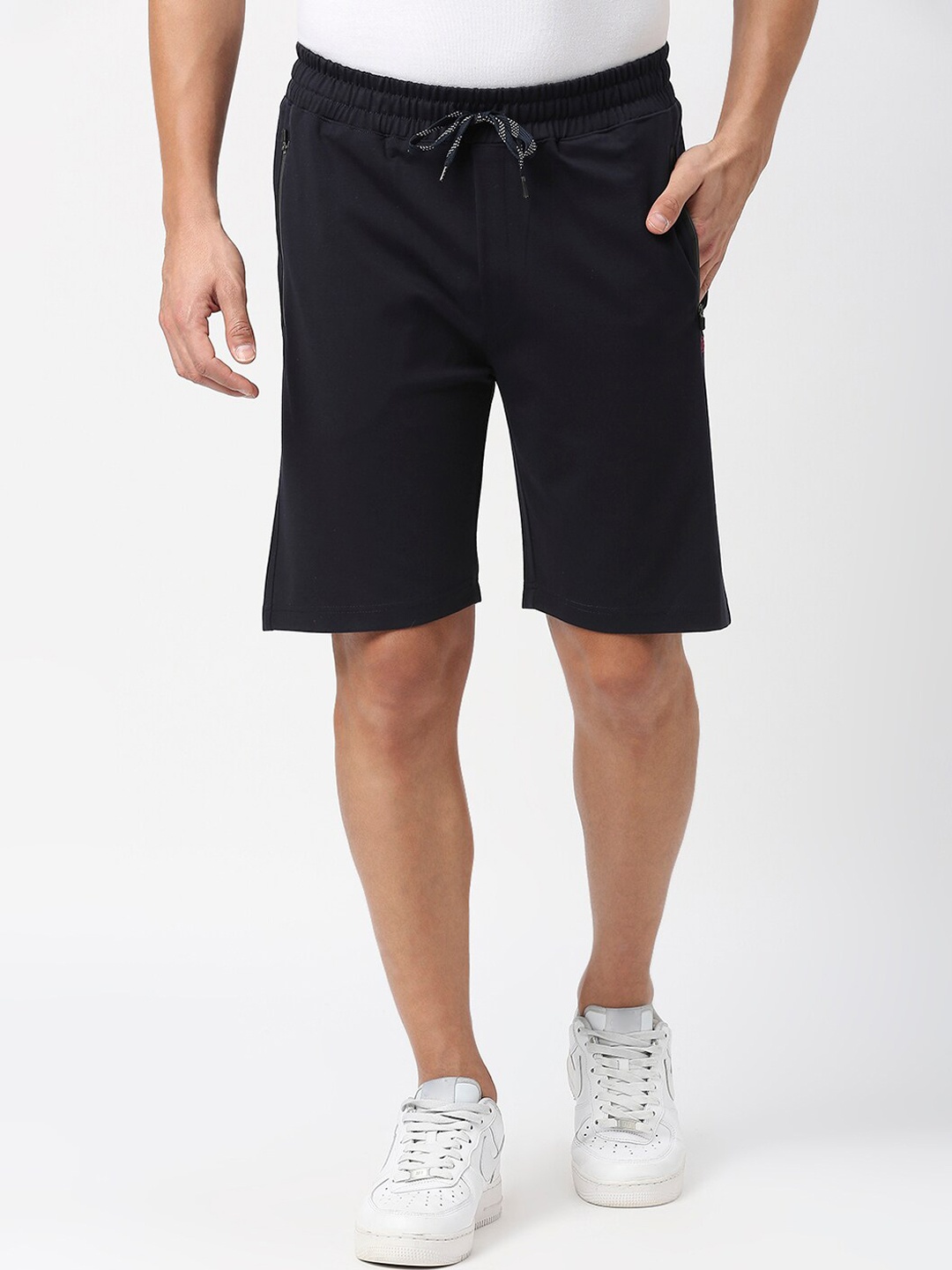 

DRAGON HILL Men Mid-Rise Slim Fit Casual Shorts, Navy blue