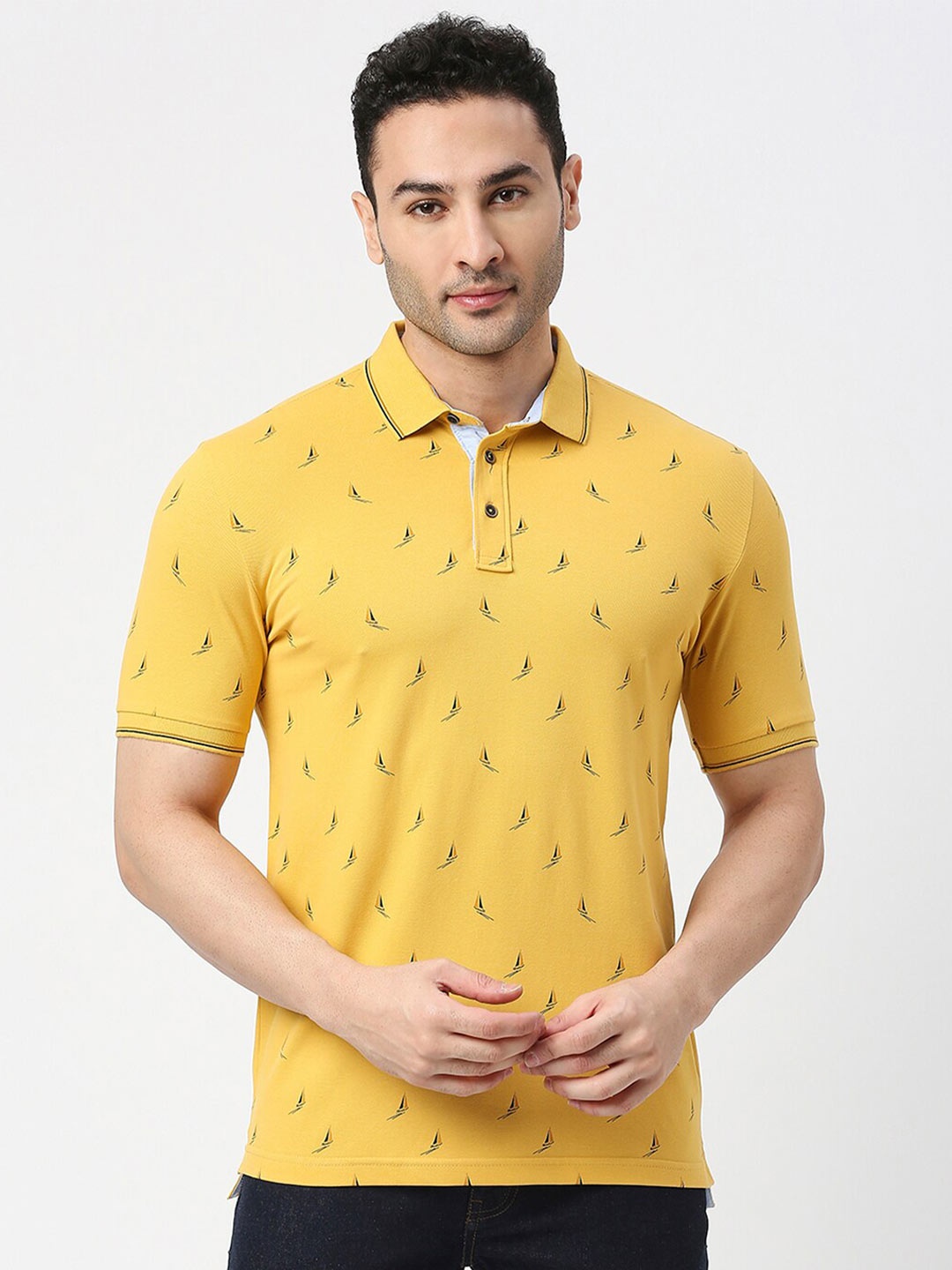 

DRAGON HILL Pique Conversational Printed Cotton Slim Fit Polo T-shirt, Yellow