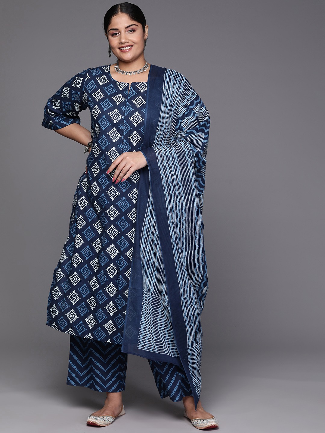 

EXTRA LOVE BY LIBAS Women Plus Size Printed Pure Cotton Kurta with Trousers & With Dupatta, Blue