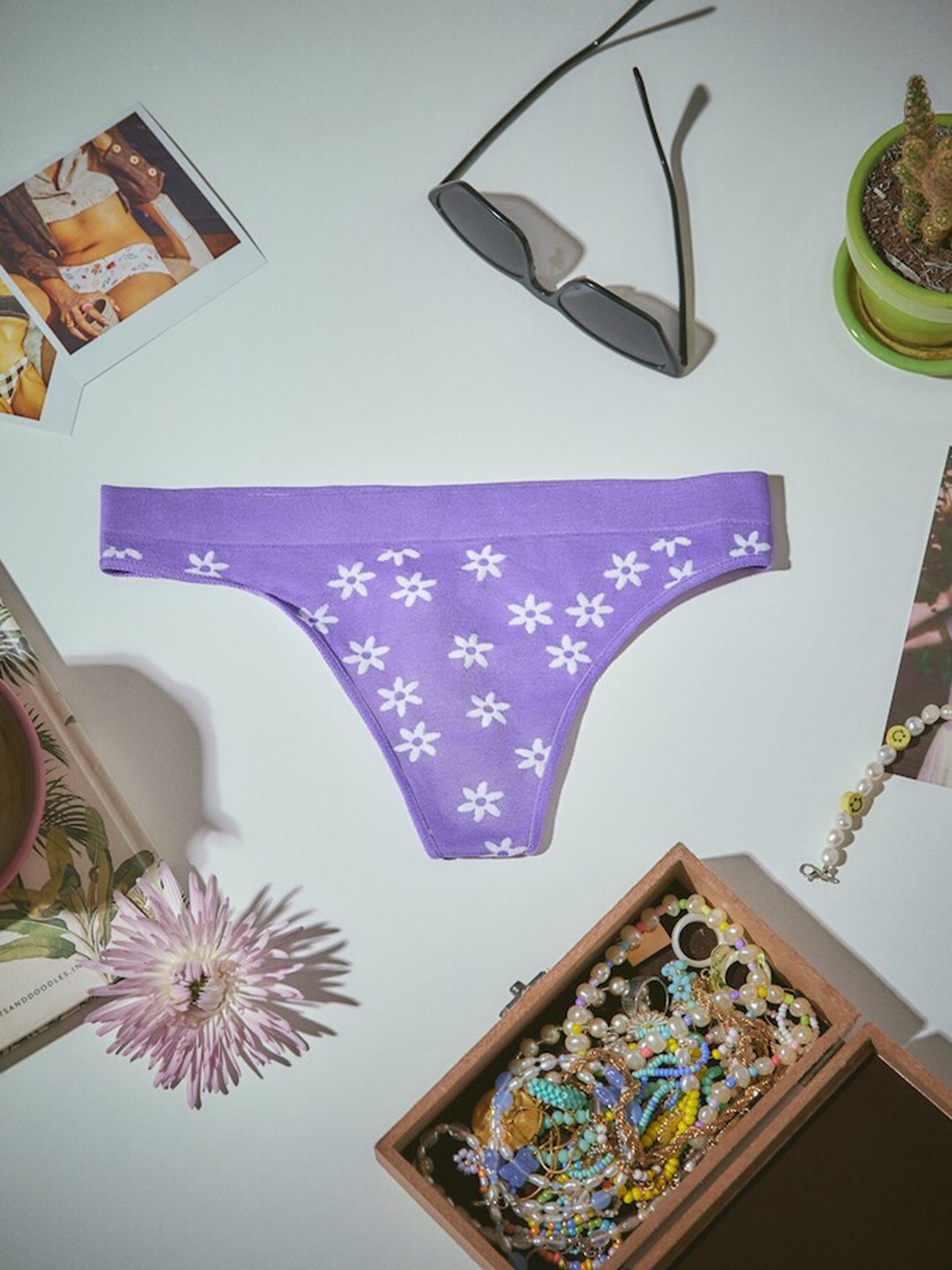 

Big Little Lemons Women Floral Printed Seamless Thong Briefs, Purple