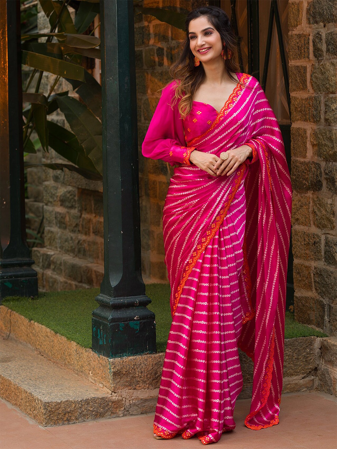 

Koskii Mirror Work Embroidered Satin Bandhani Saree, Pink