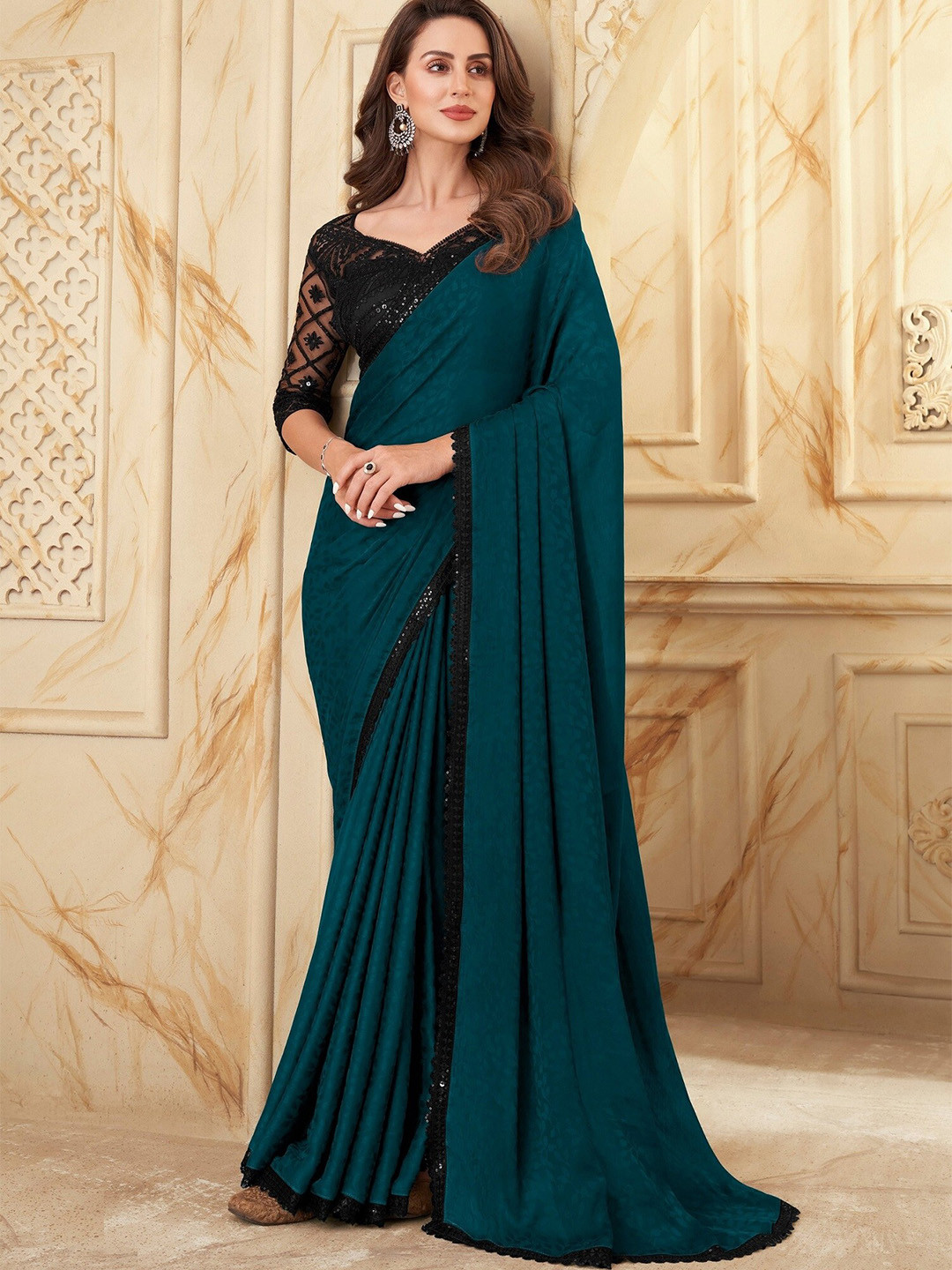 

Mitera Ethnic Motifs Printed Saree, Teal