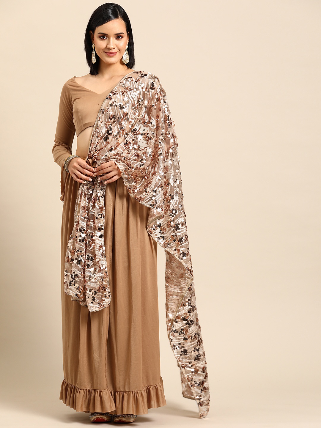 

Tikhi Imli Embellished Sequinned Ready to Wear Saree, Beige