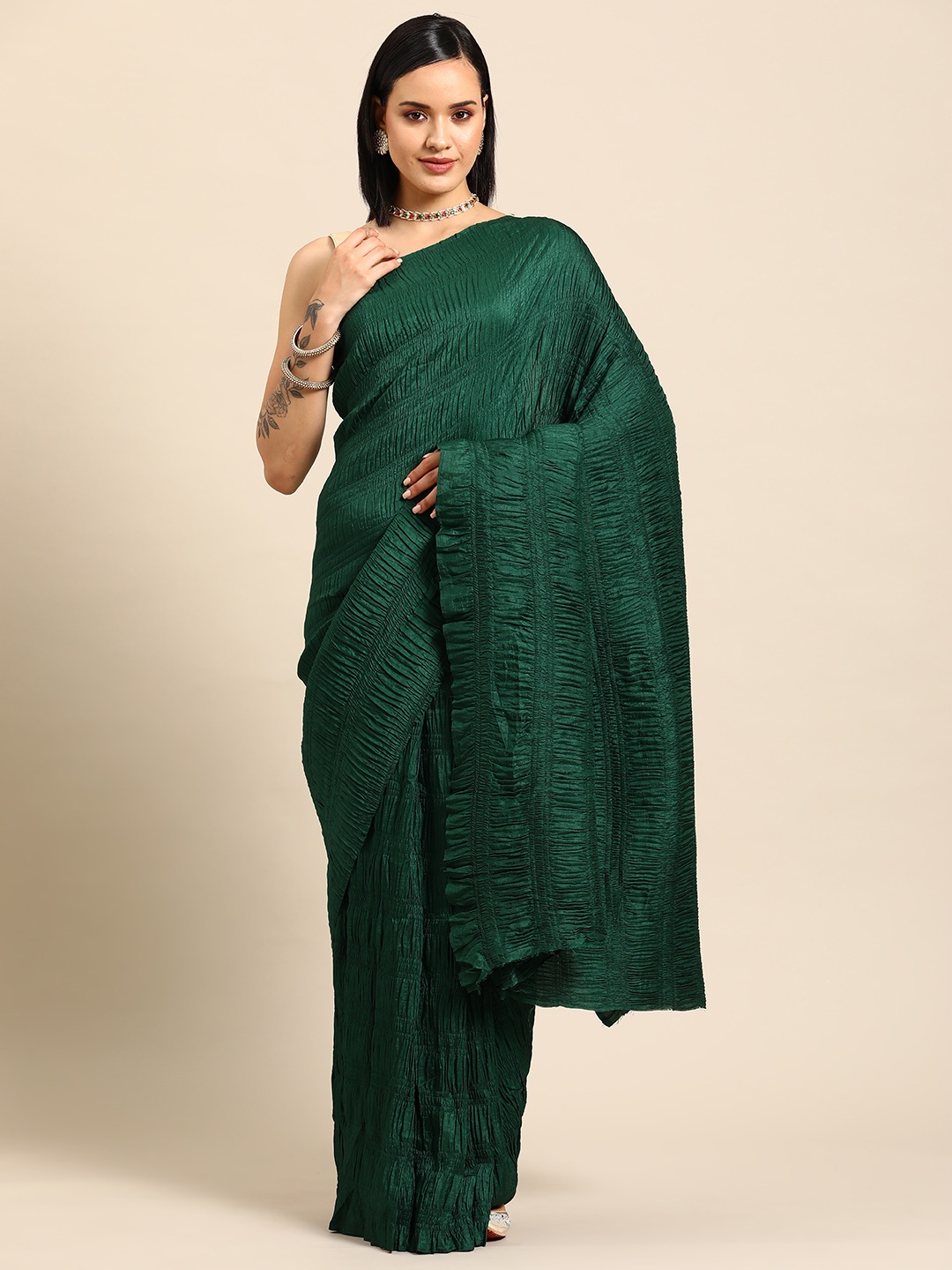 

Tikhi Imli Solid Pleated Saree, Green