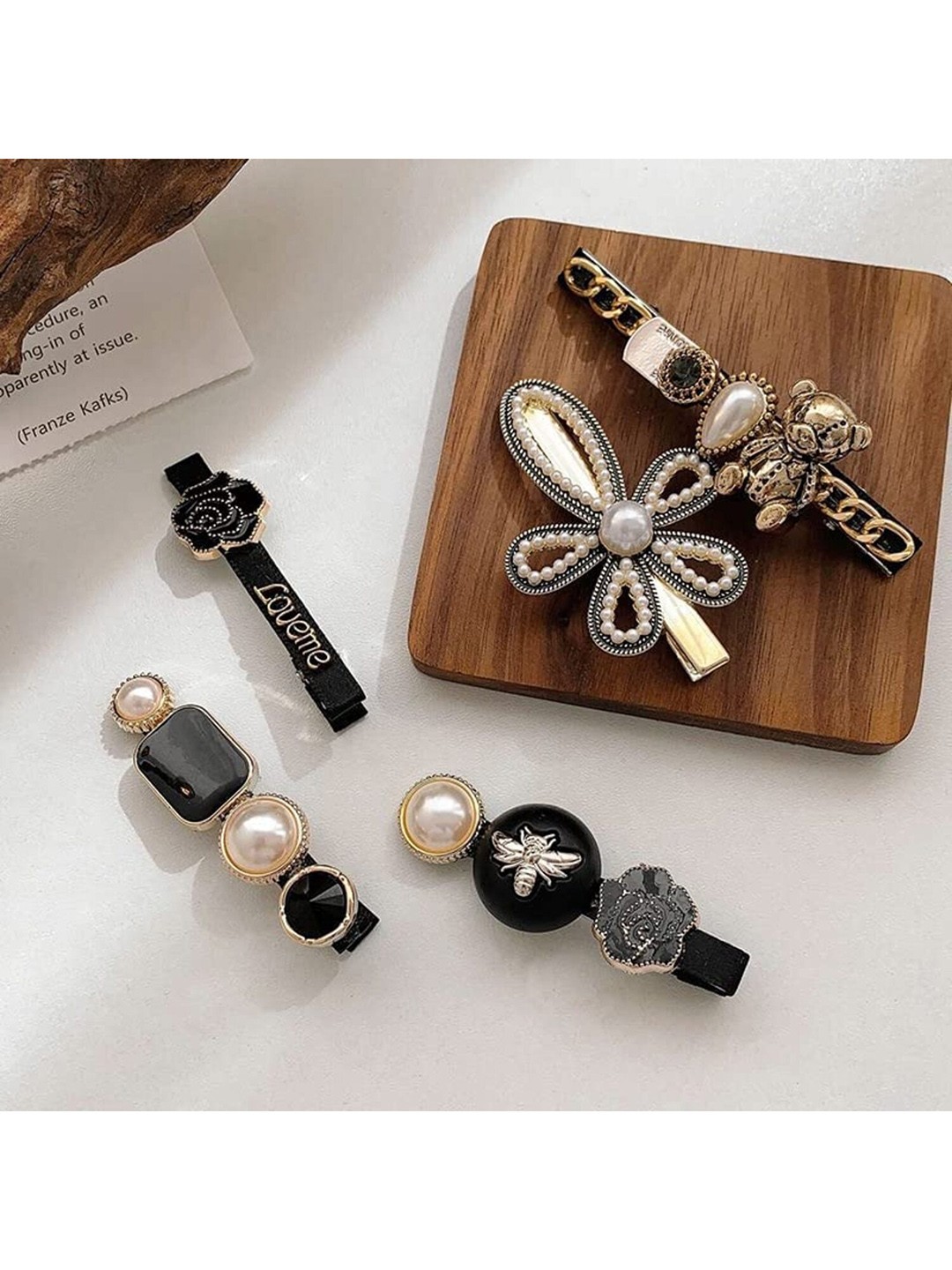 

AkashKrishna Set Of 5 Embellished Alligator Hair Clips, Gold