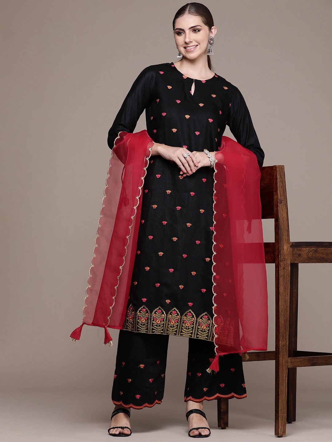 

Anouk Women Floral Embroidered Regular Liva Kurta with Palazzos & With Dupatta, Black