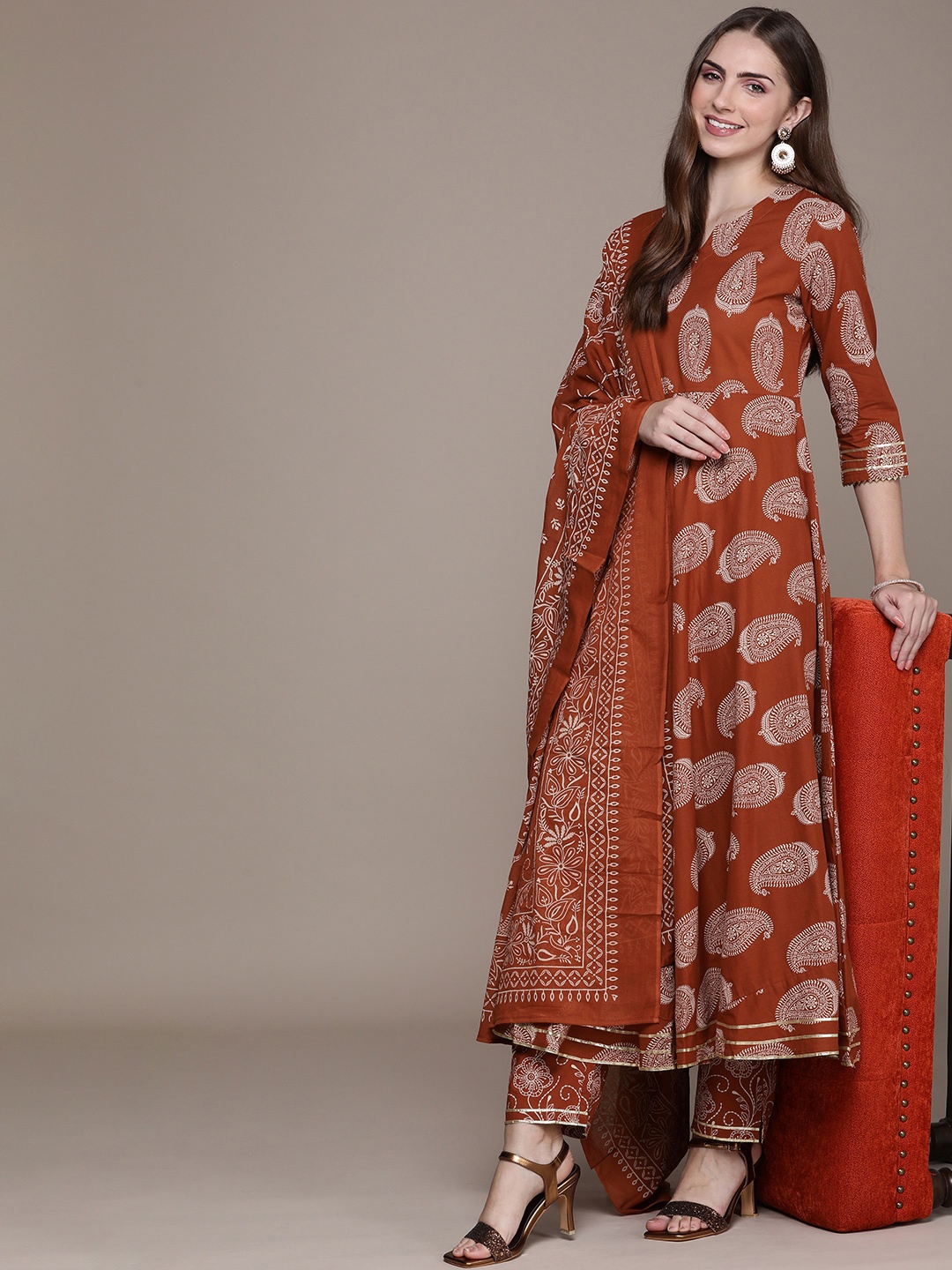 

Anouk Women Rust Paisley Printed Regular Gotta Patti Kurta with Trousers & With Dupatta