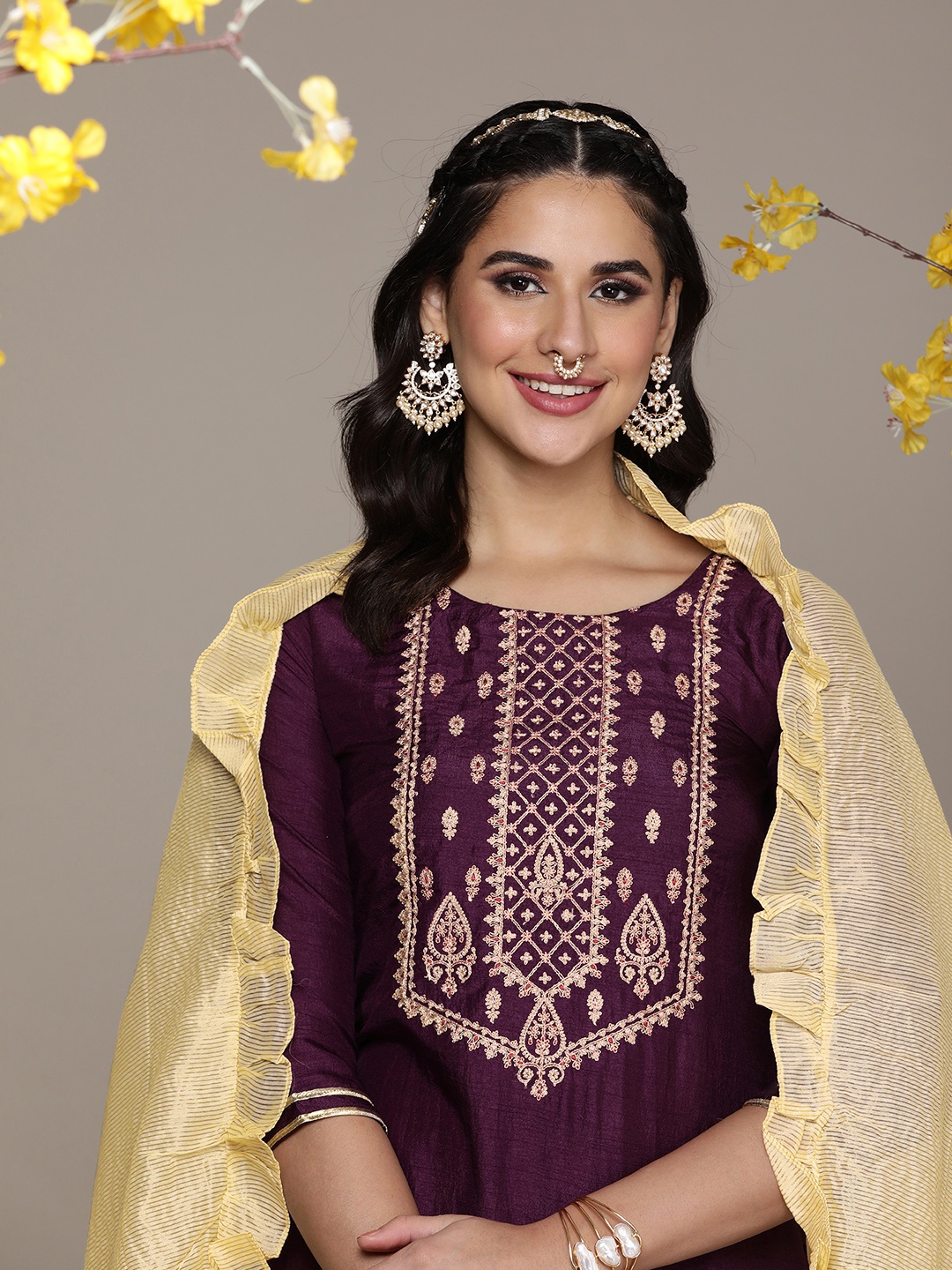 

Anouk Women Ethnic Motifs Embroidered Thread Work Kurta with Trousers & With Dupatta, Magenta