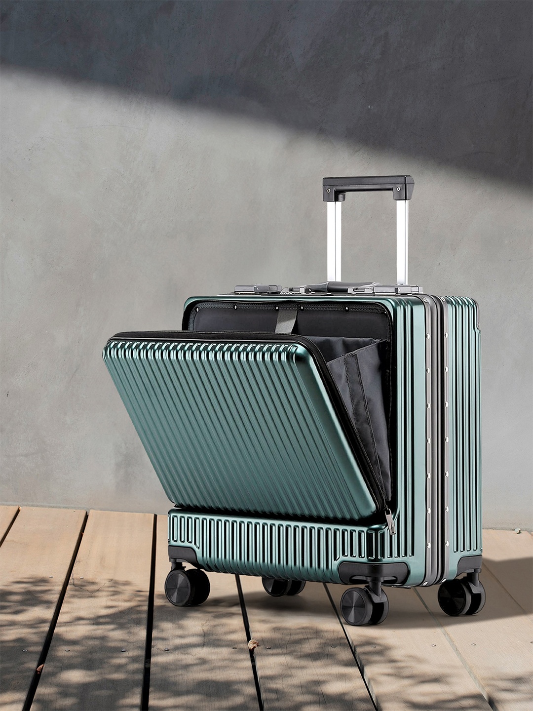 THE CLOWNFISH Jetsetter Hard-Sided Trolley Suitcase, Green