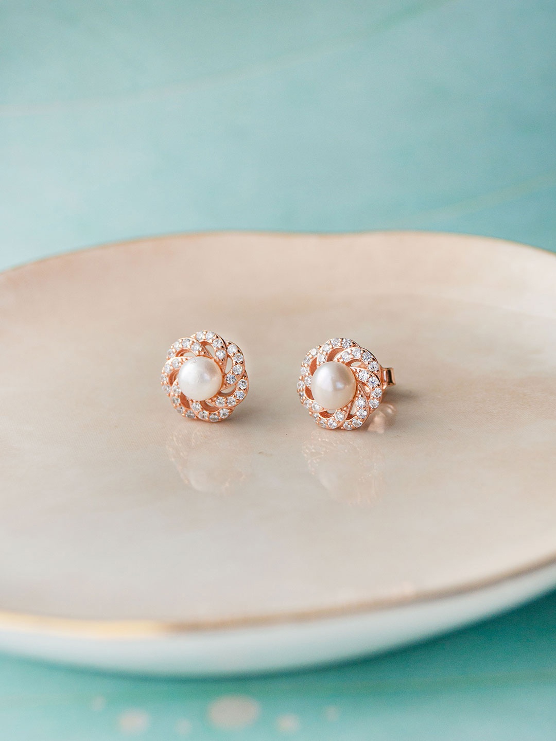 

MANNASH Rose Gold Plated Sterling Silver Stud Earrings