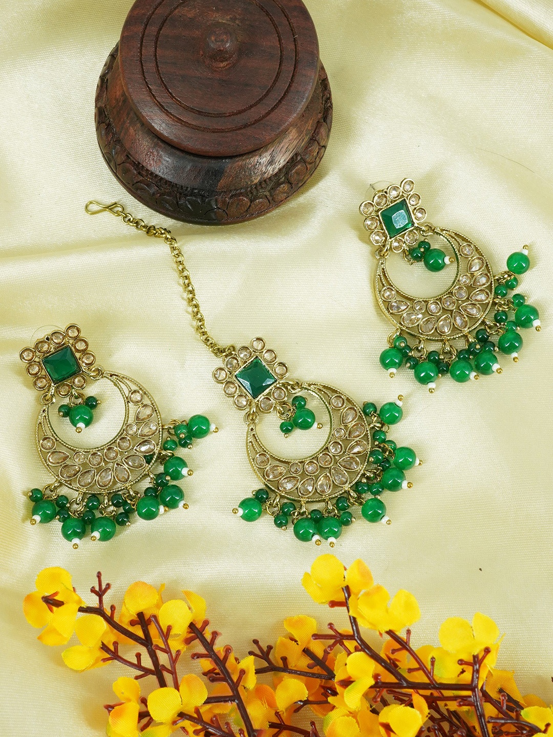 

GRIIHAM Gold-Plated Contemporary Chandbalis Earrings With Maang Tikka, Silver