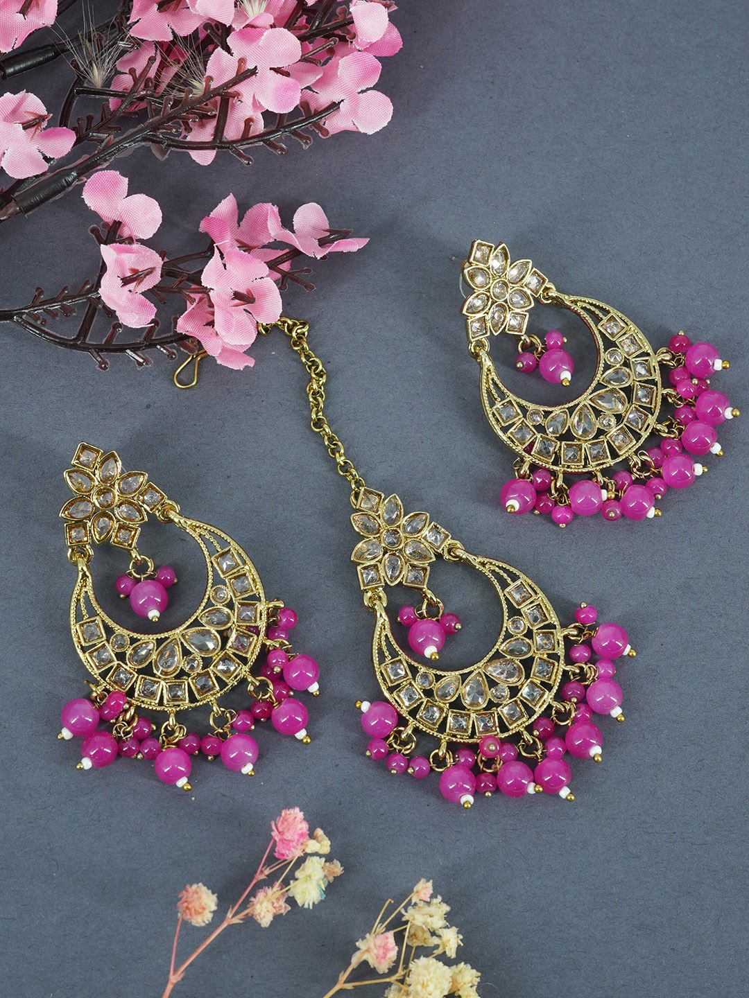 

GRIIHAM Gold-Plated Contemporary Chandbalis Earrings With Maang Tikka, Pink