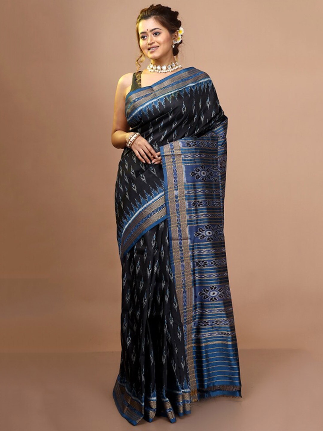 

AllSilks Ethnic Woven Design Zari Pure Silk Ikat Pochampally Saree, Black