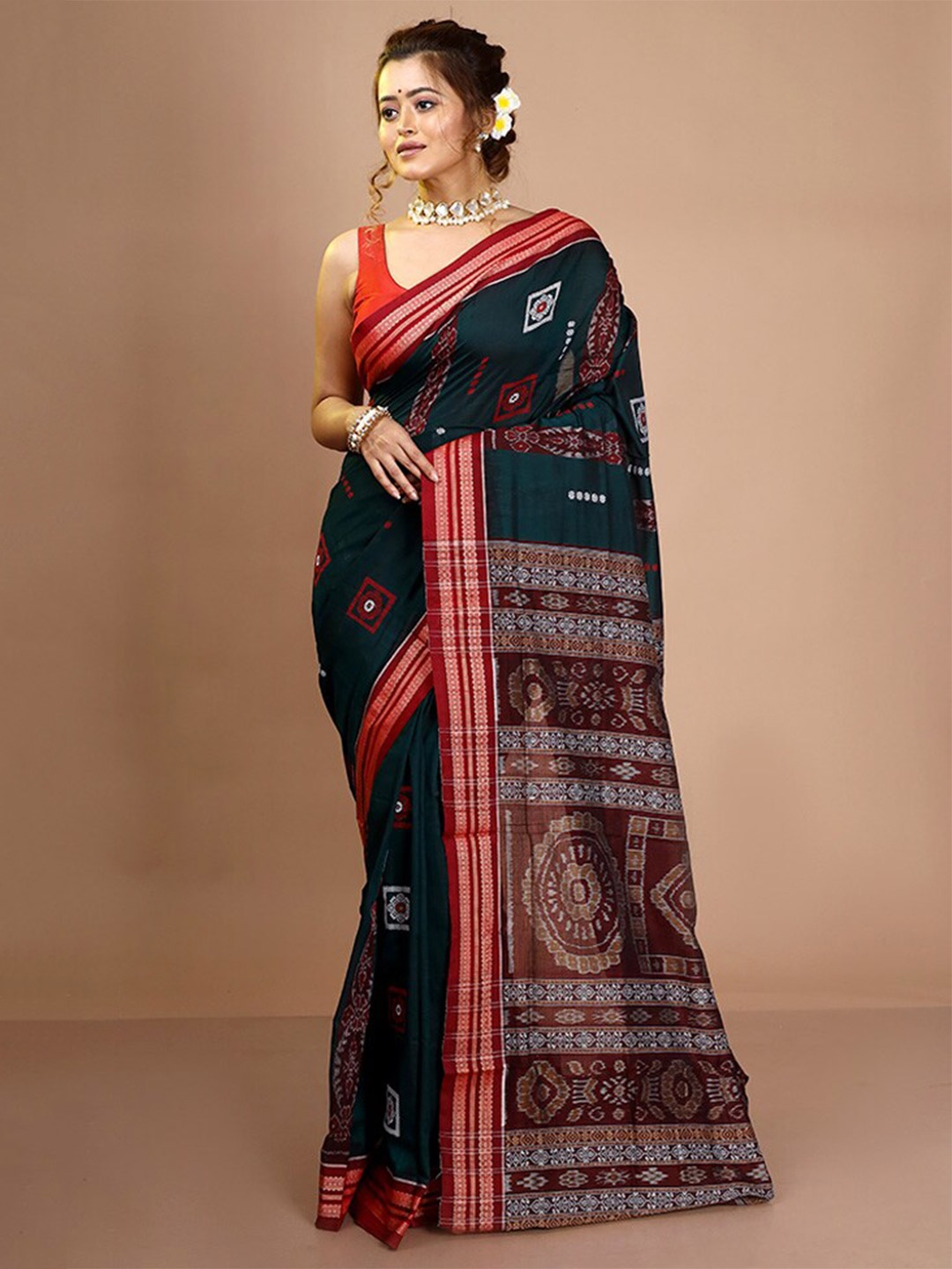 

AllSilks Floral Zari Pure Silk Saree, Green