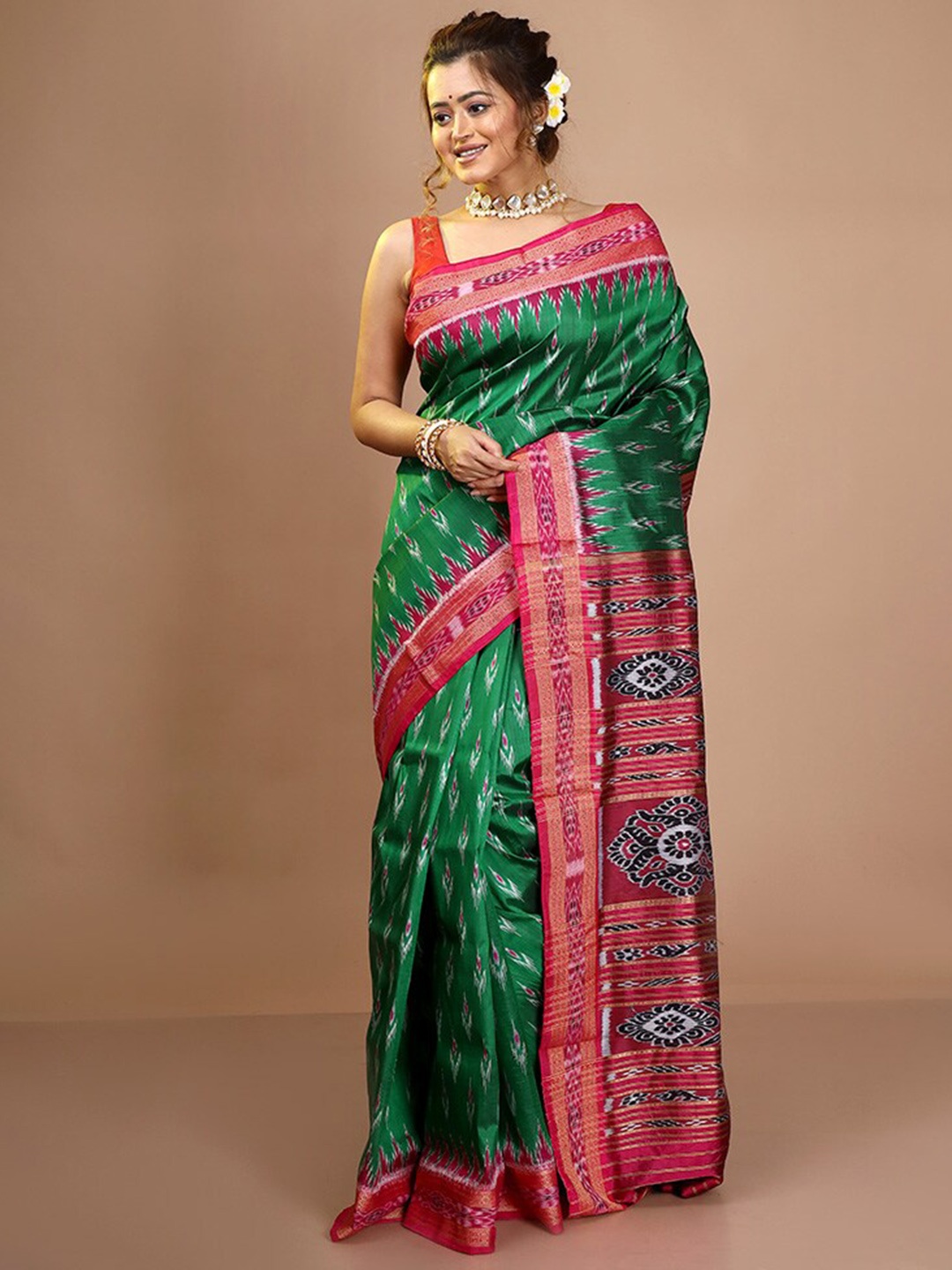 

AllSilks Motifs Zari Pure Silk Pochampally Saree, Green